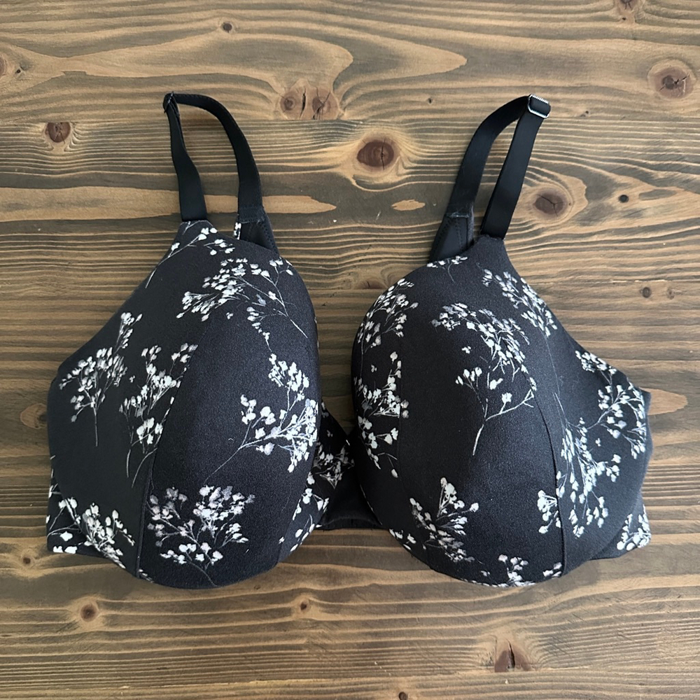Cacique Women’s Bra Black Floral Print Lightly Lined Full Coverage 38DDD
